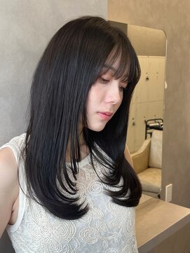 オムニス 表参道(Omnis) ハイレイヤー/ミディアム・ロング/20代/暗髪/顔周りレイヤー