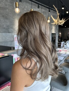 ビーストバイブランカ 刈谷三河安城(BEEst by BLANCA) ミルキーグレージュ