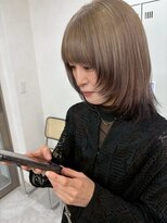 セイル(Sail) くびれヘアミディアムレイヤー