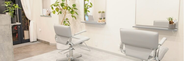 ニア(NiA)のサロンヘッダー