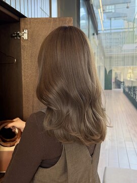 ノード(NODE) 栄透明感ベージュロングフェイスレイヤー