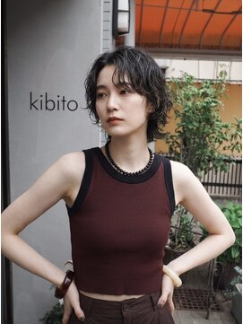 キビト(kibito) 新宿若松河田曙橋センター分けショートウルフパーマ20代30代