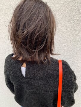 シー 岡崎(,SHE) オトナロブ