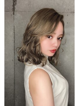 クーエフー(coo et fuu) 10代20代30代40代 外ハネボブ くびれボブ ハイトーン2 藤沢