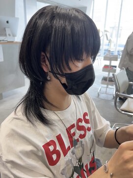 ルーム プロデュースドバイ アミカ(Room produced by Amica) マッシュウルフ