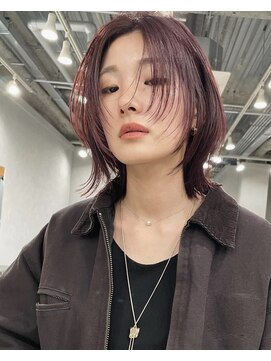 ウェイビーズ(WAVY'S) xレイヤーカット/イメチェン/ホワイトブロンド/外ハネボブ/美髪/