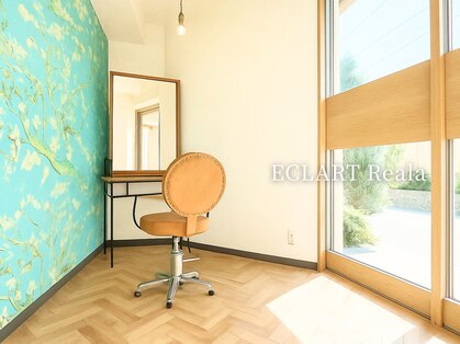 エクラートリアーラ 藤沢店(ECLART Reala)の写真