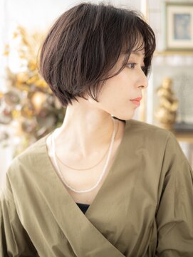 カバーヘア ブリス 上尾西口店(COVER HAIR bliss) 前下がり切りっぱなしレイヤーショートボブc7上尾20代30代40代