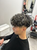 イーラ アメ村店(era)&nbsp;メッシュバロックパーマパーマ/メンズ/刈り上げ/眉毛/ツイスト