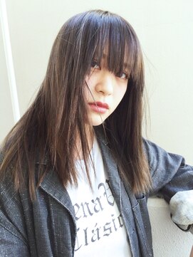 ジュリー(JURY) クールなストレートへア