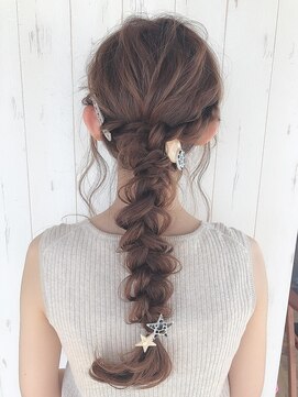 アグ ヘアー レイド 須賀川店(Agu hair raid) 《Agu hair》編みおろしカジュアルアレンジヘア