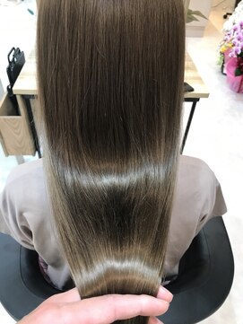 エリス ウメダ(Eliss umeda) Eliss umeda Oggiotto髪質改善トリートメント☆