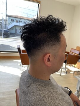 エポカオナハマ(epoca onahama) フェードパーマスタイル