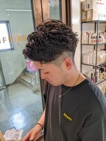 コワファーストナガサキシャンプーボーイ(COIFF1RST NAGASAKI SHAMPOO BOY)&nbsp;ショートアップバング×ラルフカール