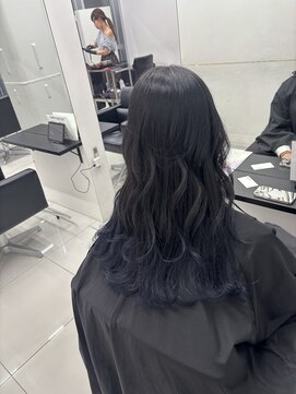 アライブ ハラジュク(ALIVE harajuku) 【ALIVE 夕貴】暗めブルーグラデーションカラー