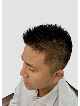 銀座マツナガ 浅草店 ビジネス短髪ソフモヒ風ナチュラルカット