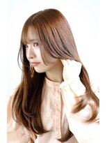 スリーヌーン(THREE noon)&nbsp;王道ナチュラルレイヤー／ロングレイヤー／美髪ストレート