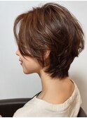 襟足長め大人ショート