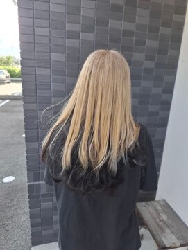 ルレーヴ 磐田豊田店(Le reve) 裾カラー