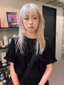 ペレ 原宿(PELE) ダブルカラー/ケアブリーチ/羽エクステ/原宿