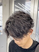 オーバル ジングウマエ(OVARL jingumae)&nbsp;縦落ちパーマフェザーパーマシャドウパーマ