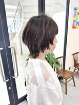 エブリ(evri)&nbsp;ショートレイヤー　レイヤーカット　レイヤー　顔まわり　カット