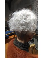 オリバ ヘアー(OLIBA HAIR) ミセスも素敵なツーブロック