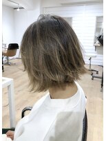 オウル(Owll) 【Owll】ミニボブ外ハネスタイル グラデーションカラー