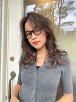 ビュートリアム 広尾(BEAUTRIUM)&nbsp;透明感抜群！ハイライトカラーで外国人風ウェーブセミロング