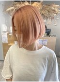 切りっぱなしボブにハイトーンカラー！サーモンピンクベージュ