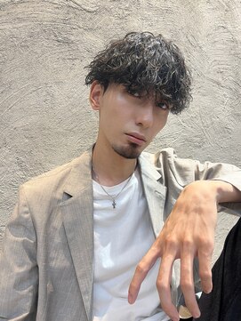 ティダスマイル(tida smile) 波巻きスパイラルパーマツーブロック