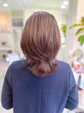 ジラ ヘアアンドメイク(girra HAIR&MAKE) レイヤードボブ