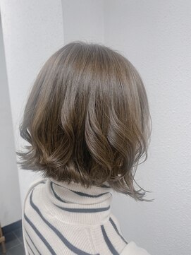 ジェナ(Jena) オリーブグレーの3Dカラー