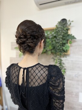 ロカット サロン(Roquat Salon) アップお呼ばれヘアアレンジ　【立川/袴着付け/立川/国立】