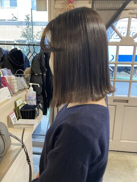 スアバイキキ(SuA by kiki.) 黒髪カタログ/ボブルフ/ネビージュ/ワンレン/小顔スタイル[千葉]