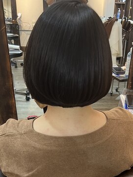 アティック(attic) ショートボブ/ボブ/ミディアム/ヘアドネーション/レイヤーカット