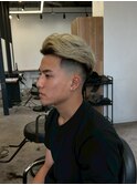 アップバングツーブロックダブルカラーブリーチメッシュ