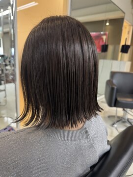 シャンプーボーイエイムス(SHAMPOO BOY aims) ぱつっとボブ