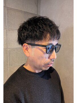 ワンワンオー バーバーショップ コンチネンタル(@110 BARBER SHOP continental) ツイスパ