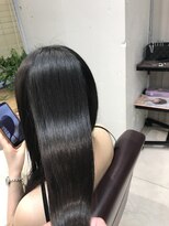 ヨウ バイ アミー 横浜(YEAU. by amii)&nbsp;【横浜】黒髪ストレート×髪質改善で叶う艶髪ロング