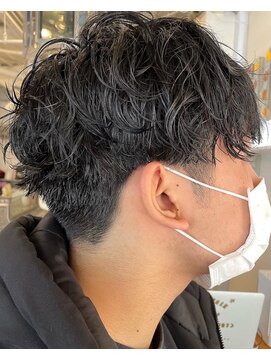 フラバー(flover) flover【ソフトツイストx波パーマxハネパーマ】前下がりマッシュ