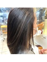 クオリス 上板橋店(QUALIS)&nbsp;大人女性インナーカラー/ブリーチハイライト/ワンカール内巻き