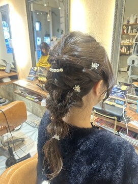 マイノリティー(Minority Produced By TOPHAIR) お呼ばれヘア　編みおろしスタイル