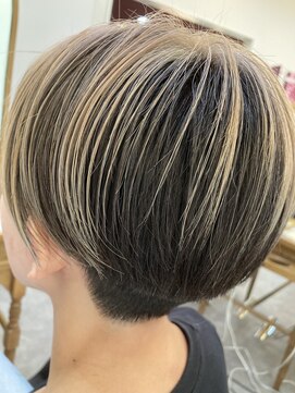 アトリエ ラブラドレッセンス(atelier labrado rescence) 白髪ぼかしハイライト