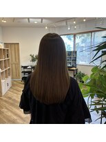 トウキ(touki)&nbsp;艶髪ストレートロングオリーブアッシュベージュ