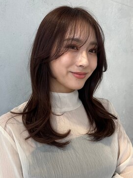 ノイカーム(noi Calm) 顔周りレイヤーカットくびれヘアミルクティーベージュカラー