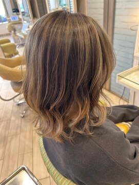 ビス ヘア アンド ビューティー 西新井店(Vis Hair&Beauty) 20代30代ハイライトバレイヤージュブリーチ立体感透け感
