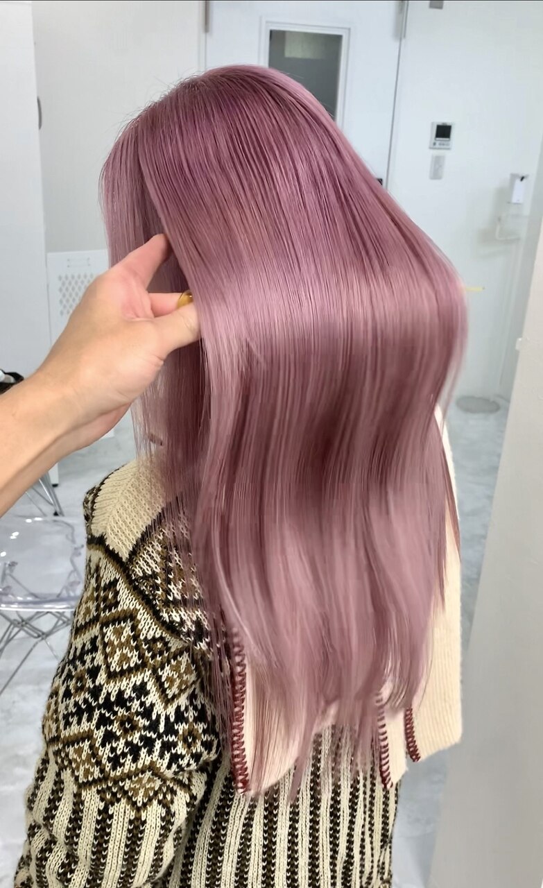 色落ちがミルクティーになるピンクヘアー/ 髪質改善 / 毛髪化学