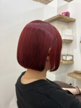 シアアルン 新小岩店(SHEER alun) 深みレッド