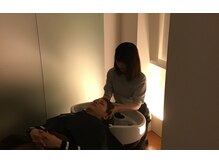 アルテサーノの雰囲気（完全個室のリラクゼーション♪音楽が流れる空間でのヘッドスパ◎）